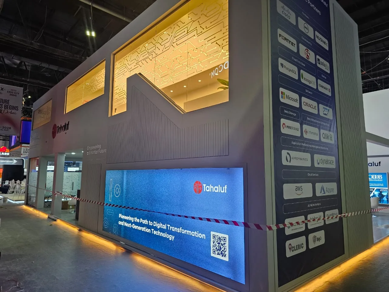 Tahaluf Al Emarat exhibition stand exterior at GITEX Global 2025, Dubai World Trade Centre, built by Nova Elite